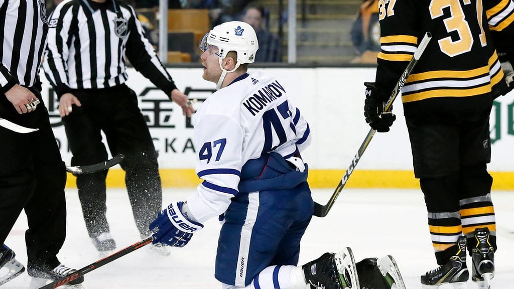 Leo Komarovin Toronto hävisi Boston Bruinsille ensimmäisen pudotuspelikohtaamisen.