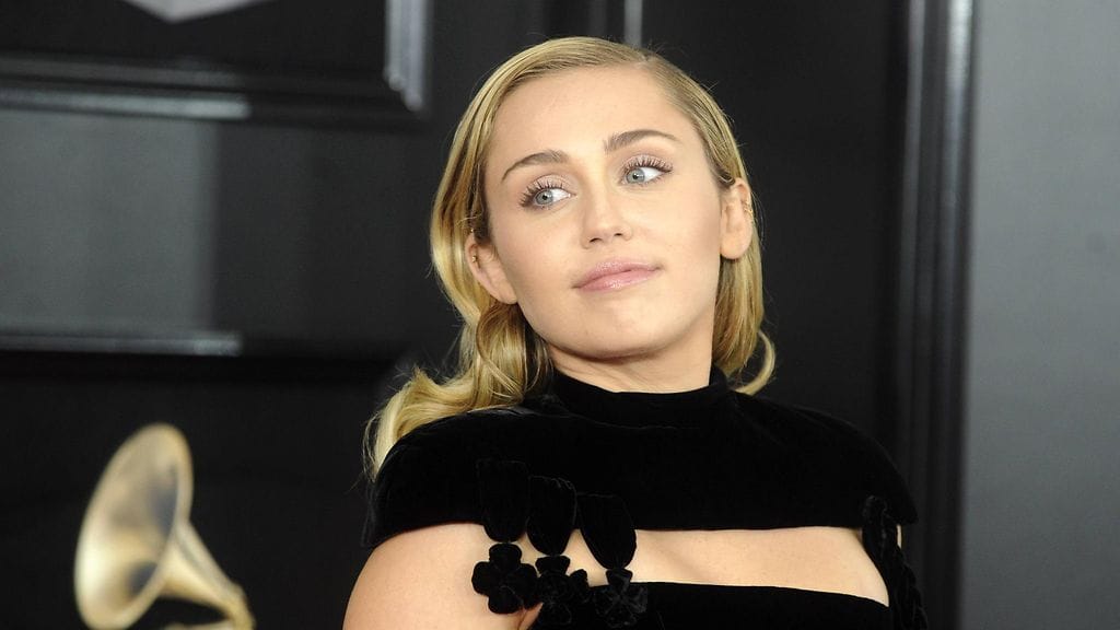 Miley Cyrus osaa kohauttaa.