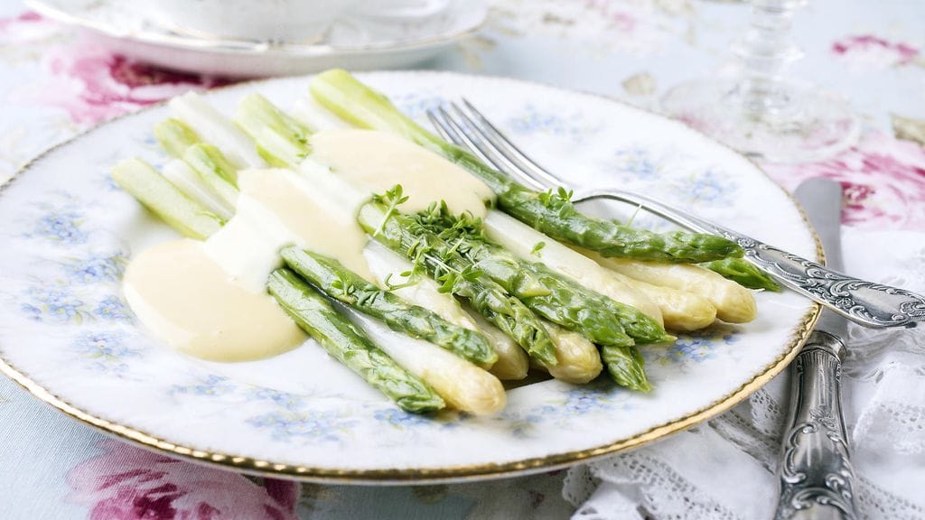 Tankoparsa ja hollandaisekastike ovat lyömätön yhdistelmä.