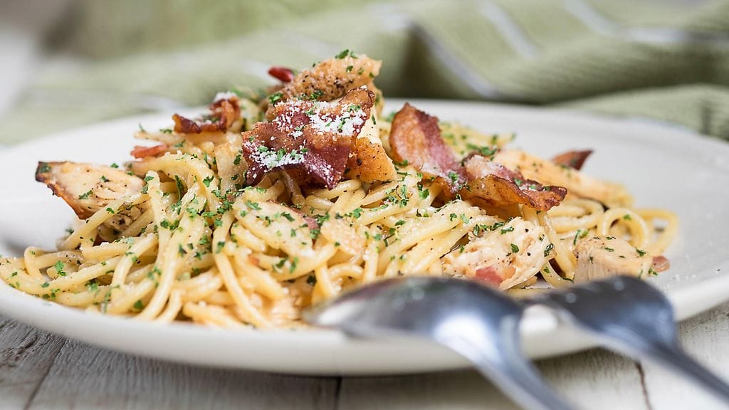carbonara pasta pekoni