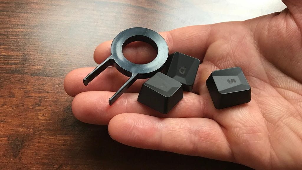 Logitech G513 Carbon näppäimistön näppäimiä