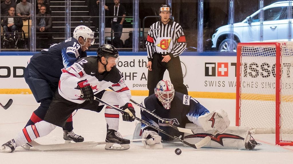 Kanada ja USA avasivat MM-kisat Herningissä.