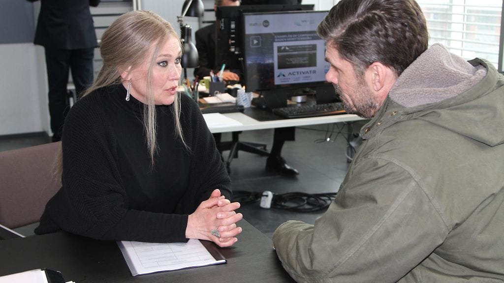 Bullets Outi Mäenpää Tommi Korpela