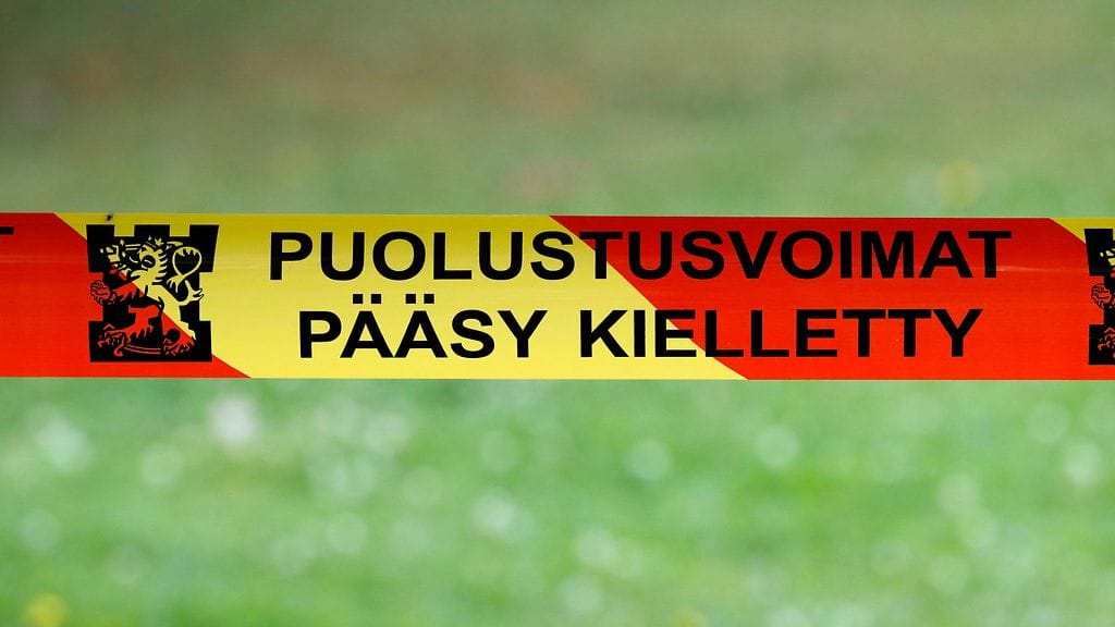 Kolme ihmistä vietiin räjähdyksen vuoksi terveyskeskukseen.