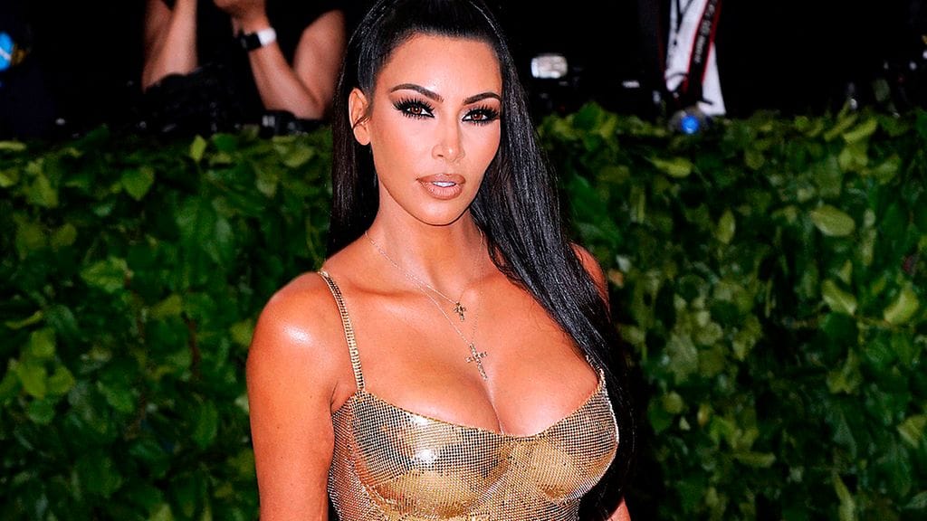 Kim Kardashian on tyytyväinen kokemukseensa sijaissynnyttäjän kanssa.