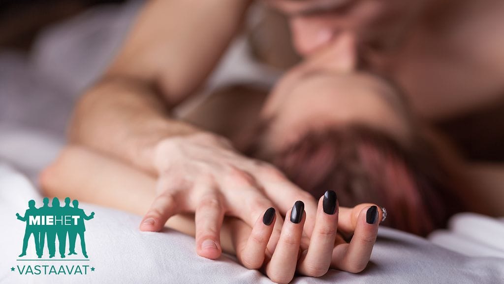 Juttusarjassa miehet vastaavat joka viikko lukijoiden kysymyksiin.