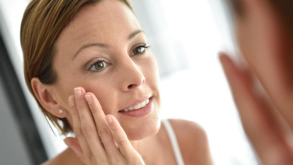 Hedelmät ovat ryppyvoiteita halvempi vaihtoehto. Kuvituskuva.