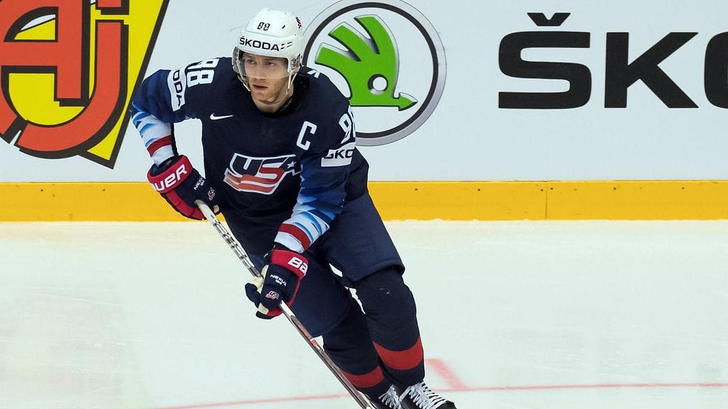 USA:n Patrick Kane haastaa suomalaispelaajat MM-kisojen pistepörssin voitosta.