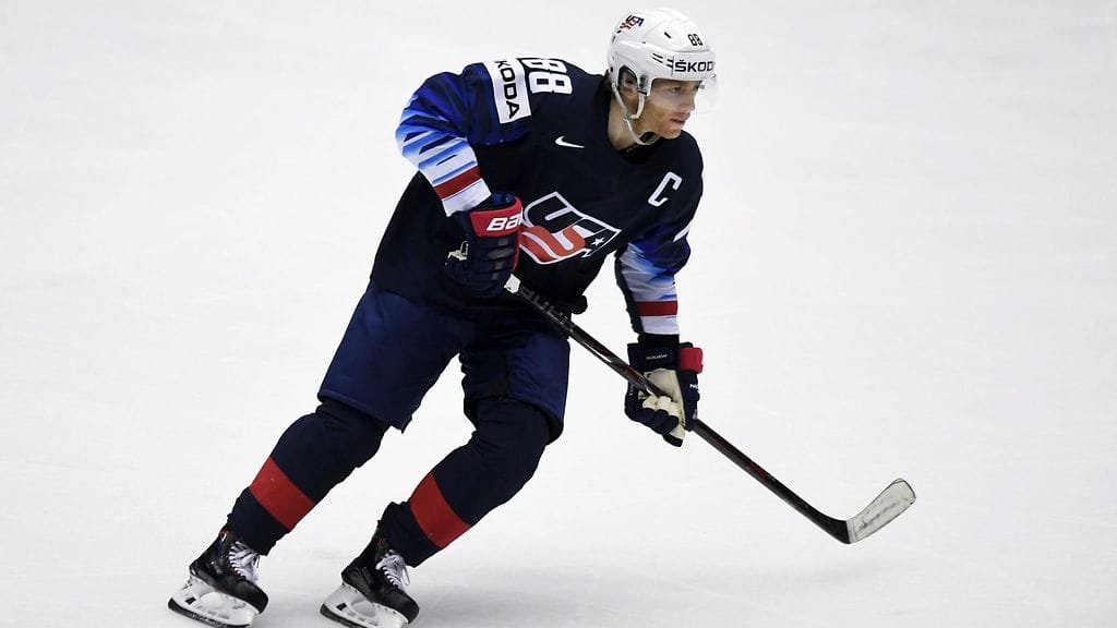 Patrik Kane nousi jääkiekon MM-kisojen pistepörssin kärkeen sunnuntaina.