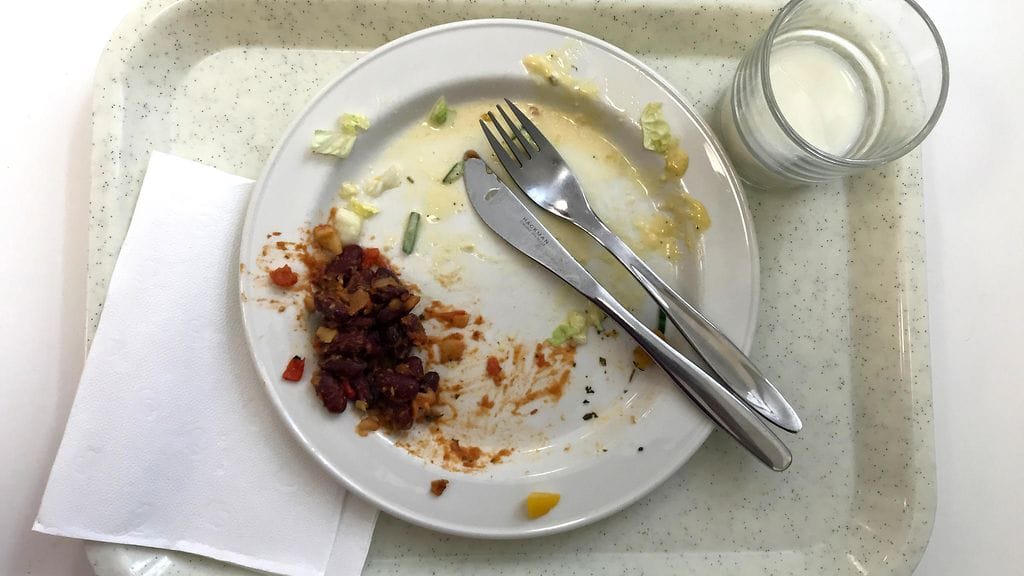 Huolestuneiden vanhempien mukaan kaikille ei espoolaiskoulussa riitä ruokaa.