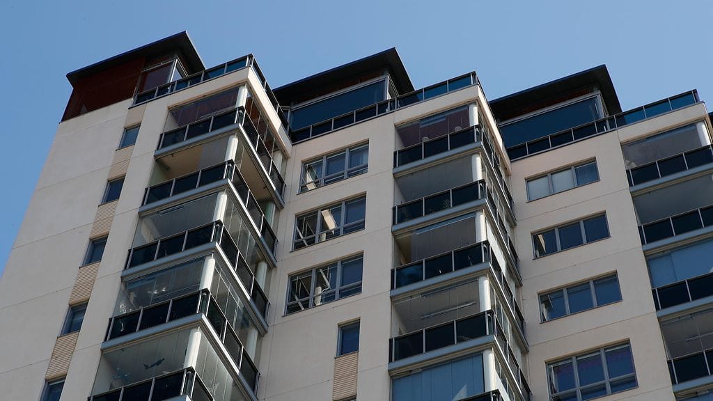 Vanhan osakeasunnon keskimääräinen neliöhinta oli Helsingissä 4 315 euroa. Arkistokuva.