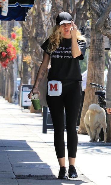 Miley Cyrus 17.5.2018 (2)