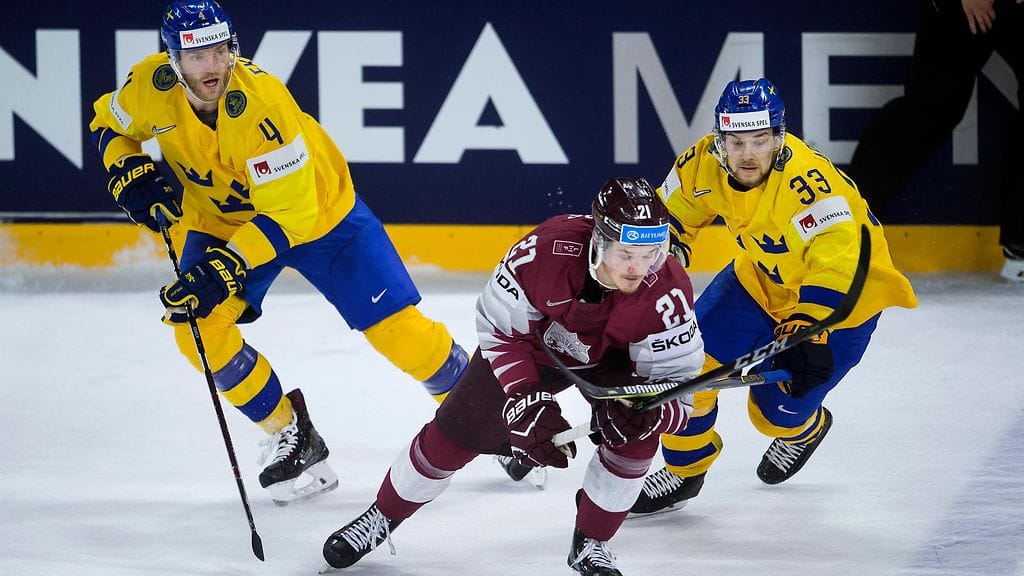 Ruotsin ja Latvian välisessä ottelussa riitti ryminää ja ryskettä.