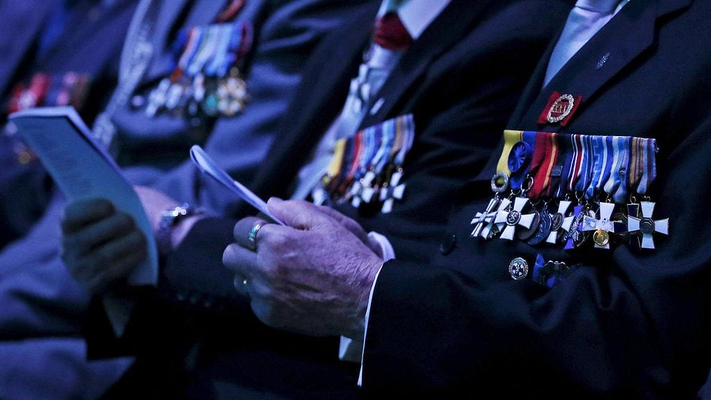 Kaatuneiden muistopäivää alettiin viettää vuonna 1940 talvisodan kaatuneiden sekä vuonna 1918 molemmilla puolilla vakaumuksensa puolesta kuolleiden muistopäivänä.