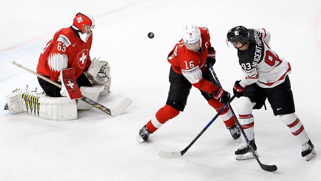 MM-kisojen välierissä punapaitainen Sveitsi pääsi yllättämään Kanadan.