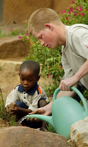 prinssi Harry Mutsu Potsane 2004 (1)