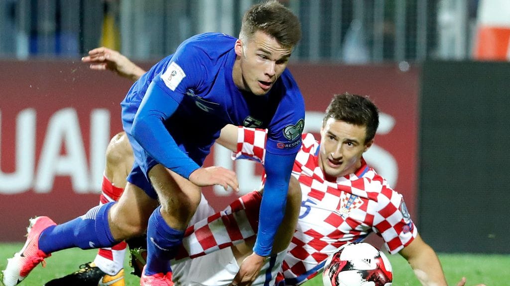 Simon Skrabb lokakuussa 2017 Kroatiaa vastaan.