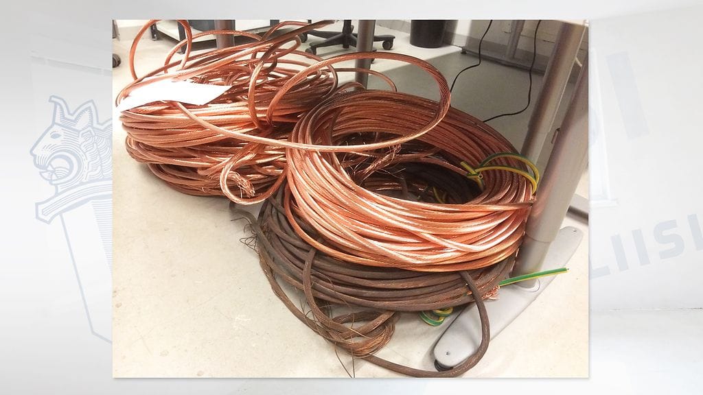 Kuparia viedään monissa muodoissa, putkesta kaapeliin. Kuvan kuparikaapeli ei liity uutisoituun tapaukseen.