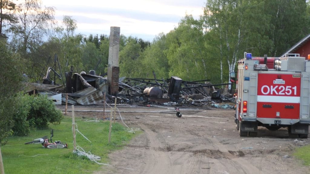 Lukijan kuvaa palopaikalta.