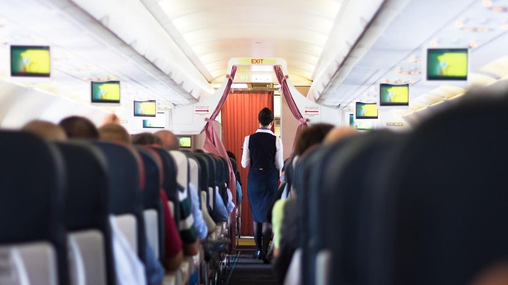 Lentoemännän työ ei ole luksushommaa. Kuvituskuva.
