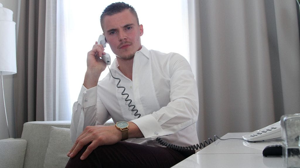 Elias Kaskinen paljasti yllättävän seikan Mikko Leppilammen vessatavoista.