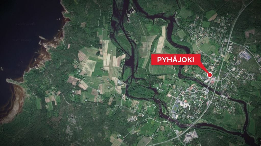 Alustavaksi syyksi pakkolaskulle arvioidaan moottorihäiriötä.