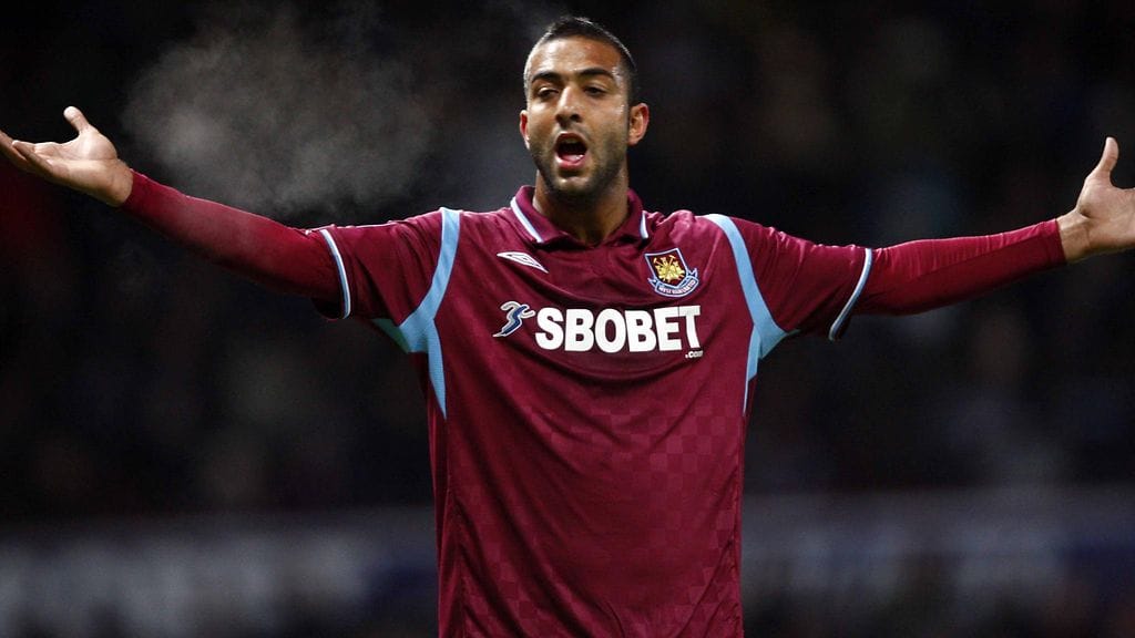 Mido West Hamin paidassa vuonna 2010.