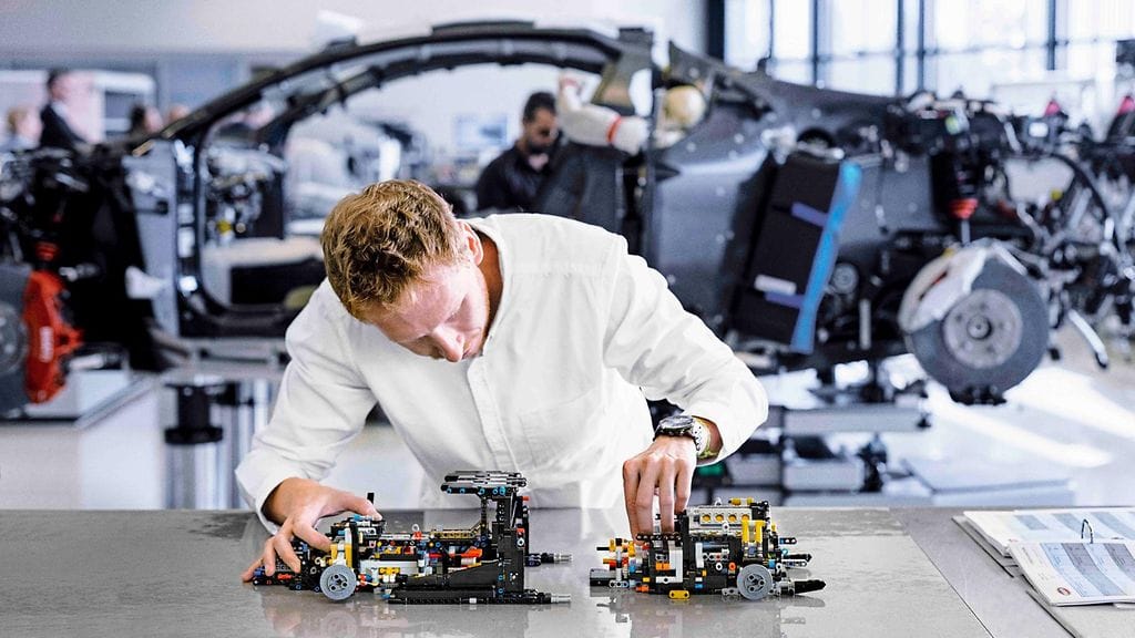 lego bugatti chiron 2