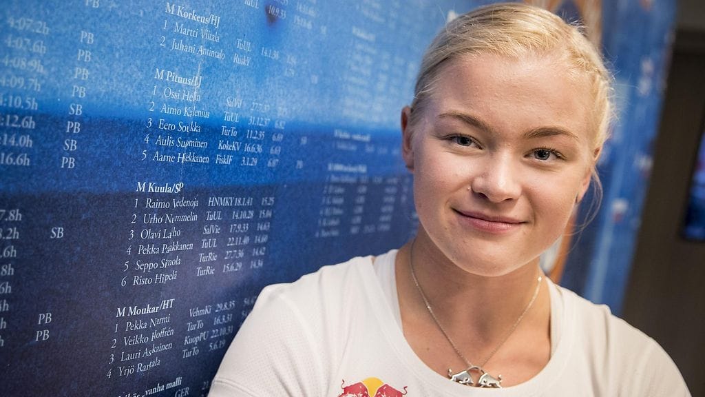 Suomalaisen yleisurheilun huippulupaus Wilma Murto palaa kehiin pitkän tauon jälkeen.