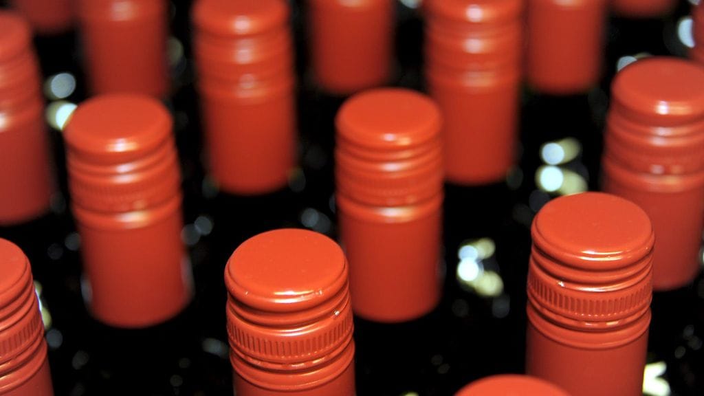 Mies toi mittavan määrän alkoholia Virosta Suomeen ja sai ehdollista vankeutta.