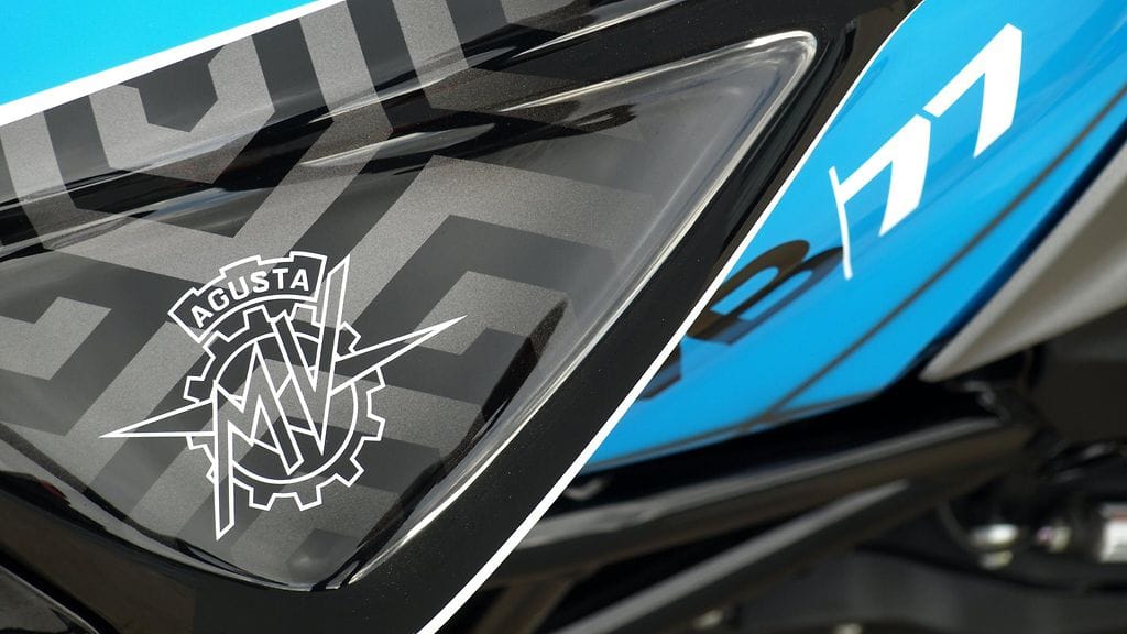 valtteri bottas mv agusta brutale 800 alkadesign (1)