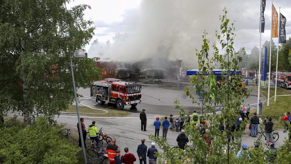 palokka ostoskeskus tulipalo 5