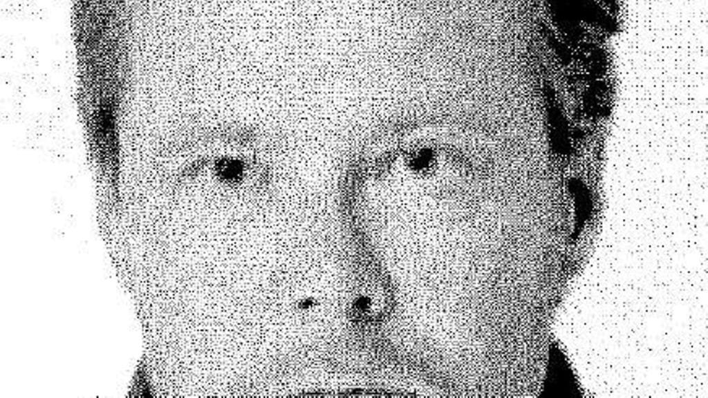 Poliisi pyytää ilmoittamaan kaikista Kortelaiseen liittyvistä havainnoista yleiseen hätänumeroon 112.