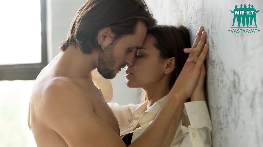 Juttusarjassa miehet vastaavat joka viikko lukijoiden kysymyksiin.