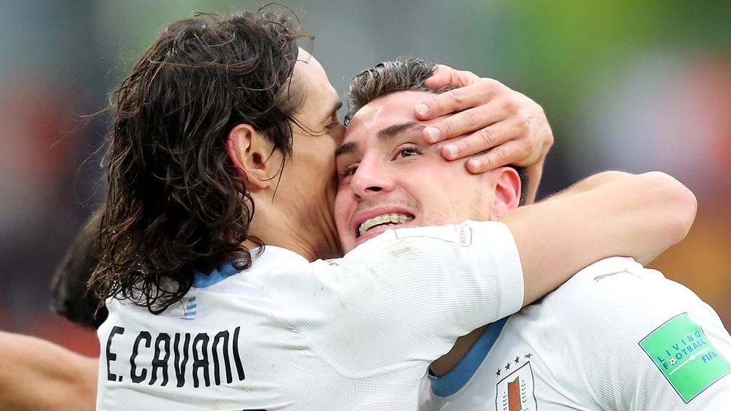 Edinson Cavani kiitteli Jose Gimenezia voittomaalista.
