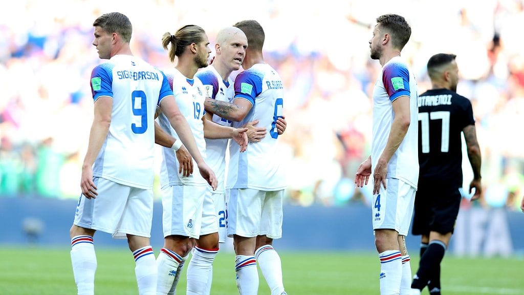 Islanti ylsi 1-1-tasapeliin MM-kisojen avausottelussa Argentiinaa vastaan.