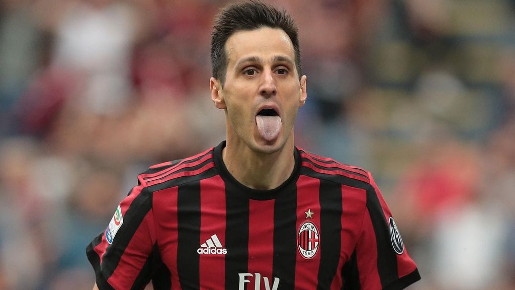 Kroatian Nikola Kalinic seurajoukkue AC Milanin paidassa.