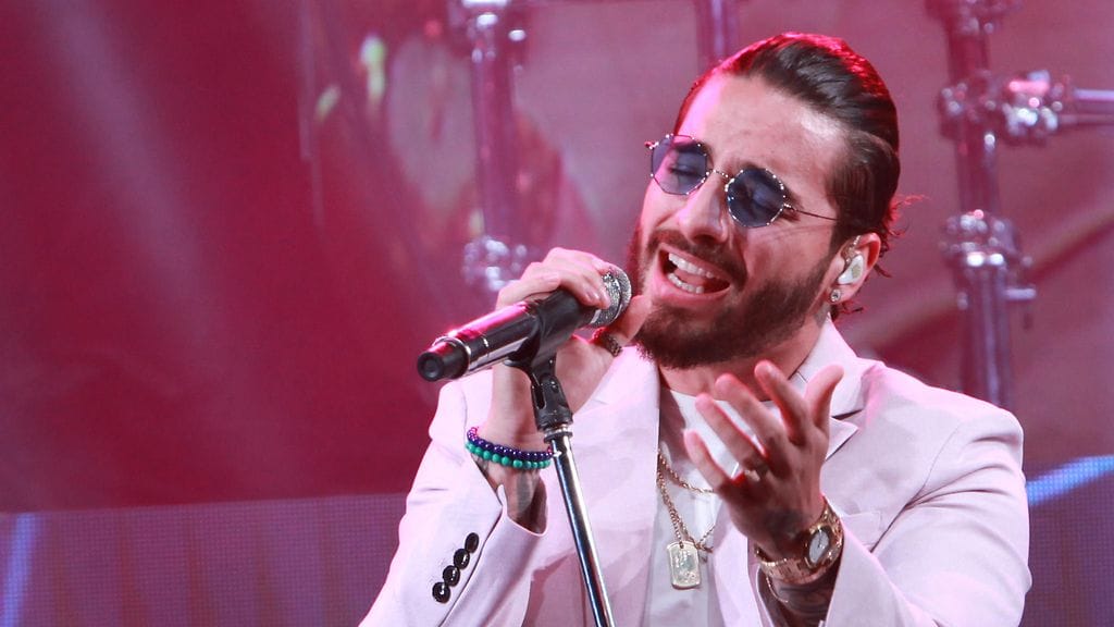 Kolumbialainen pop-tähti Maluma joutui ryöstön kohteeksi Venäjällä.