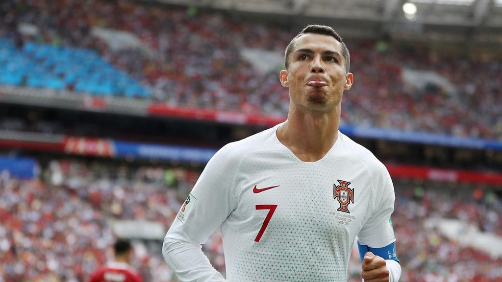 Cristiano Ronaldon partahaivenet keräsivät huomiota Marokko-ottelussa