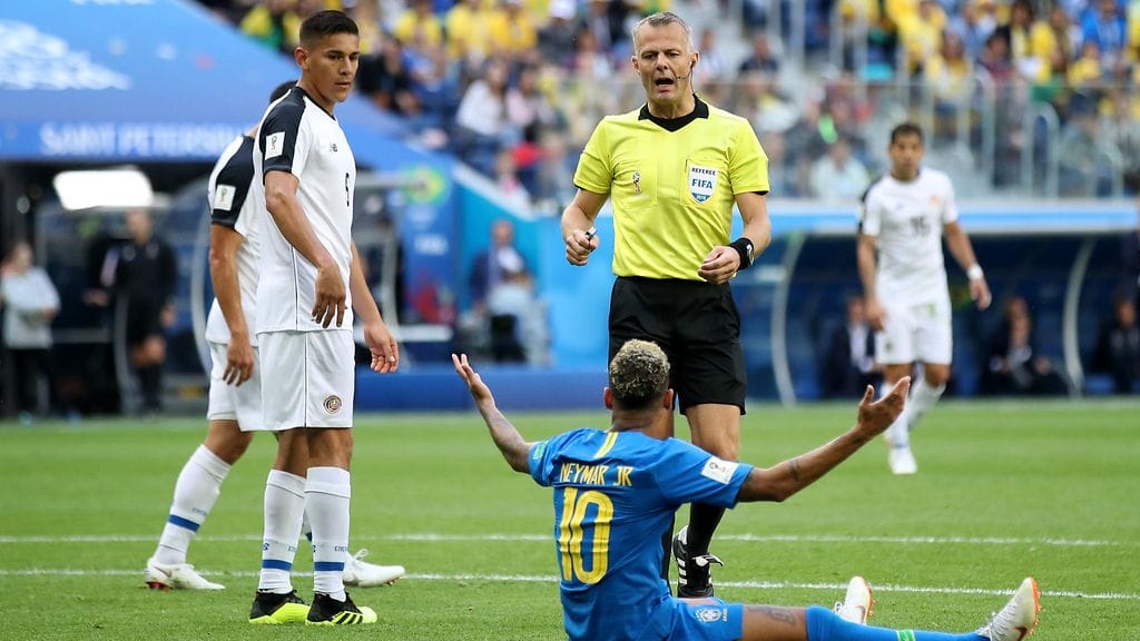 Juttukaverit Neymar ja Duarte (vas.).