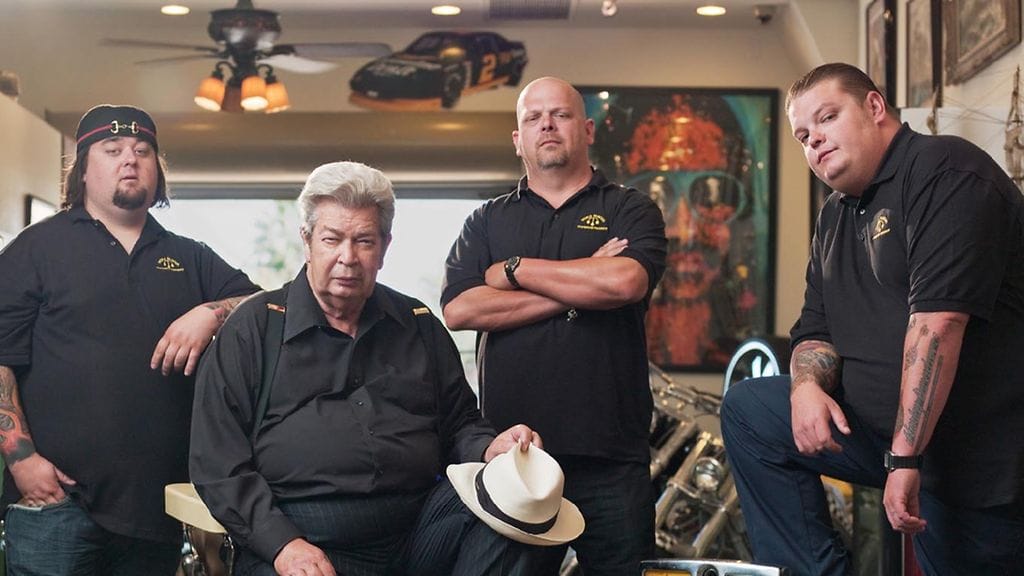 Austin Russell, Richard Harrison, Rick Harrison ja Corey Harrison tähdittävät Panttilainaamo-sarjaa.