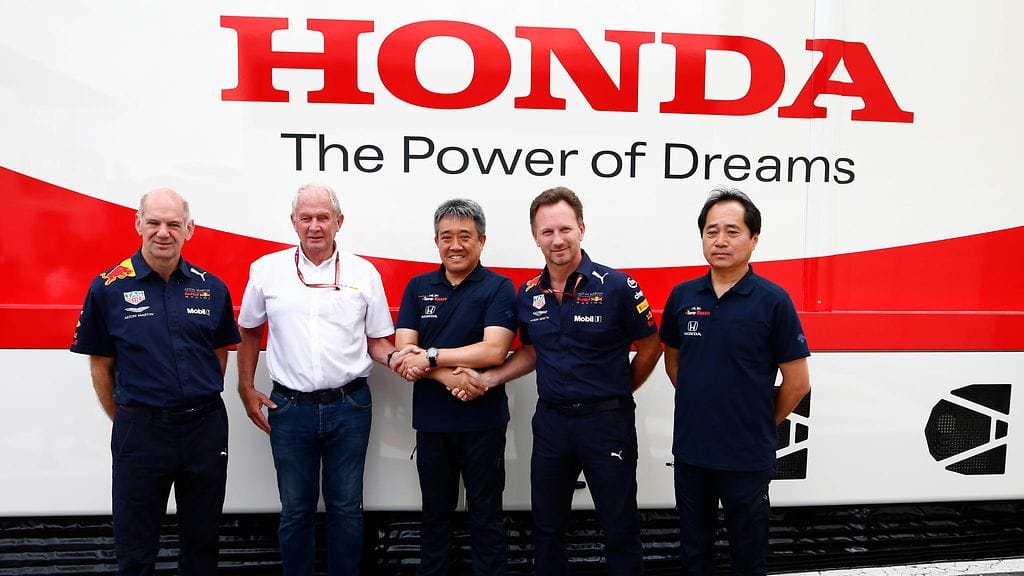 Red Bull käyttää ensi kaudesta lähtien Hondan moottoreita.