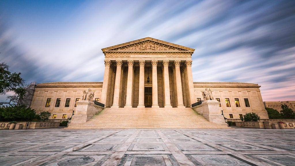 Yhdysvaltojen Korkein oikeus pääkaupunki Washingtonissa.