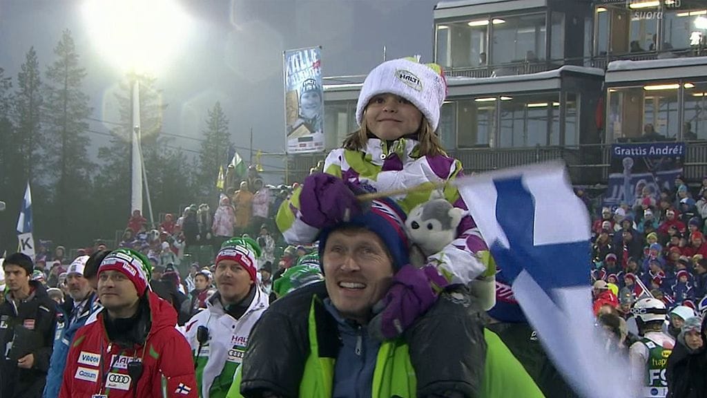 Kalle Palander jäähyväislaskussaan.