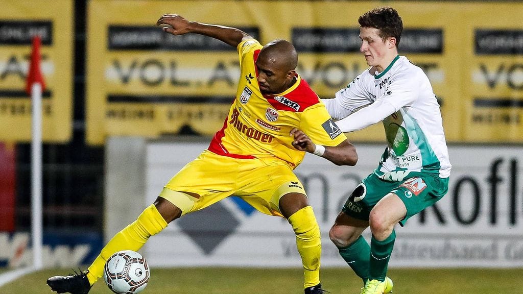 Lucas Rangel (vas.) liittyy KuPS:iin itävaltalaisesta SV Kapfenbergistä.