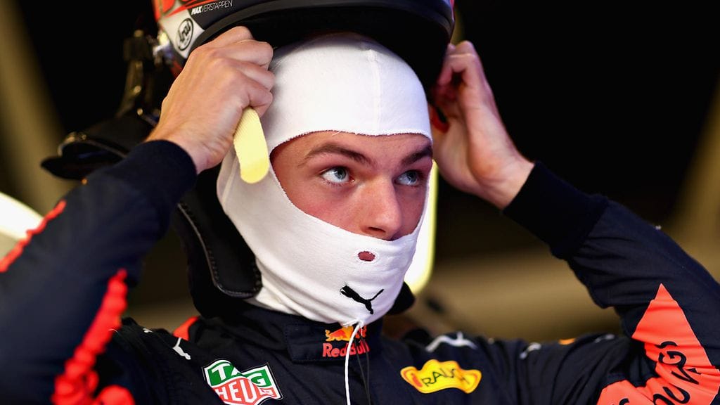 Max Verstappen ajoi ulos Silverstonessa.