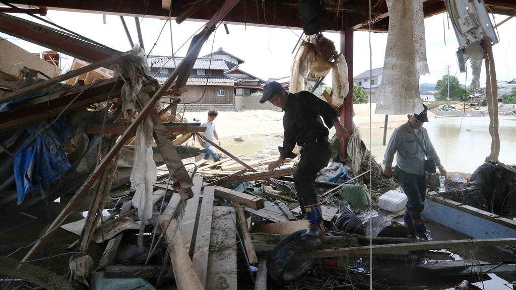 Japani, maanvyöry, tulva, AOP