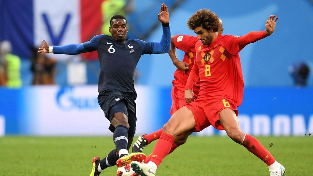 Paul Pogba pimensi Marouane Fellainin illan MM-välierässä.