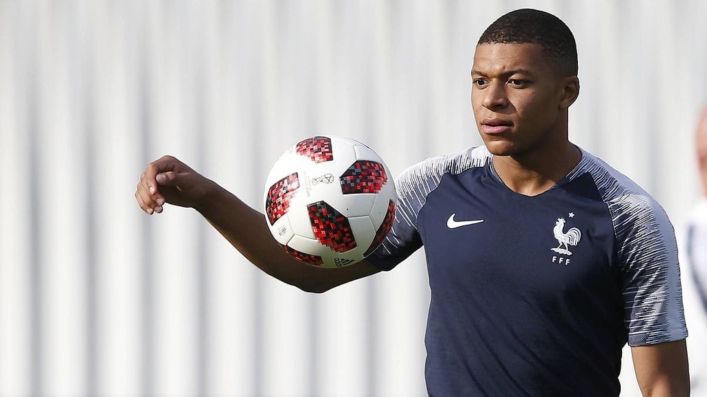 Kylian Mbappea pidetään vahvana ehdokkaana tämän kesän MM-kisojen arvokkaimmaksi pelaajaksi.