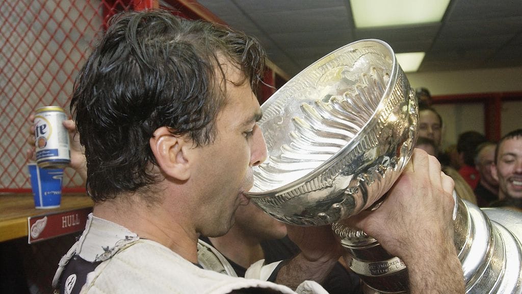 Chris Chelios ja huikat Stanley Cupista 2002